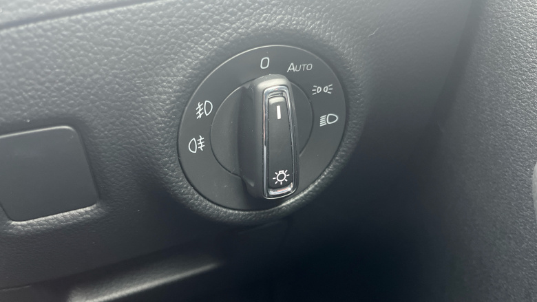 Skoda Superb 1.5 TSI SE Technology 5dr Petrol Hatchback